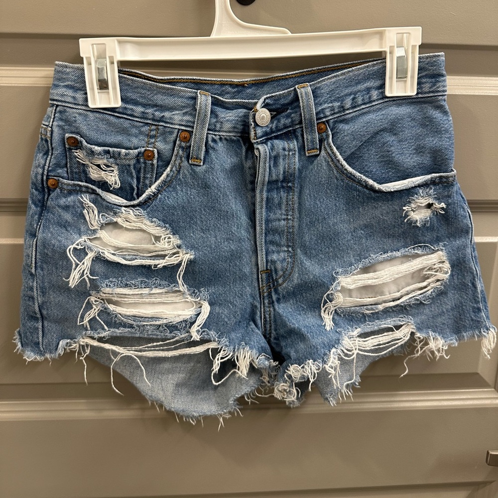 Levi’s High Rise Jean Short